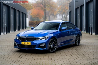 BMW 3-serie 330i M-Sport *Pano* HUD* Leder* ACC* Vol*