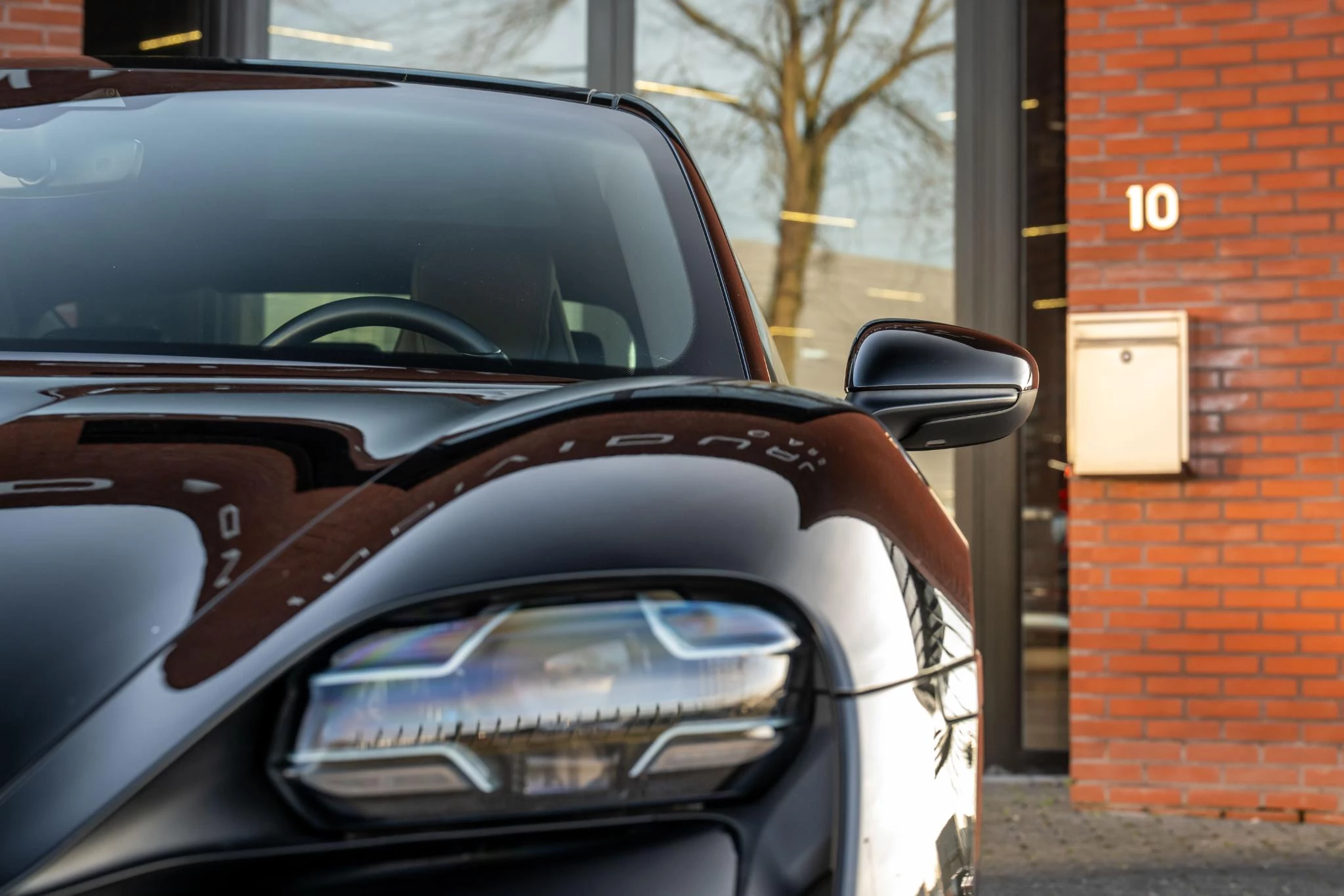 Hoofdafbeelding Porsche Taycan