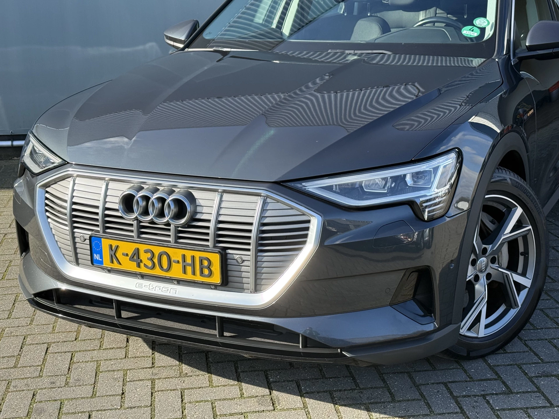Hoofdafbeelding Audi e-tron