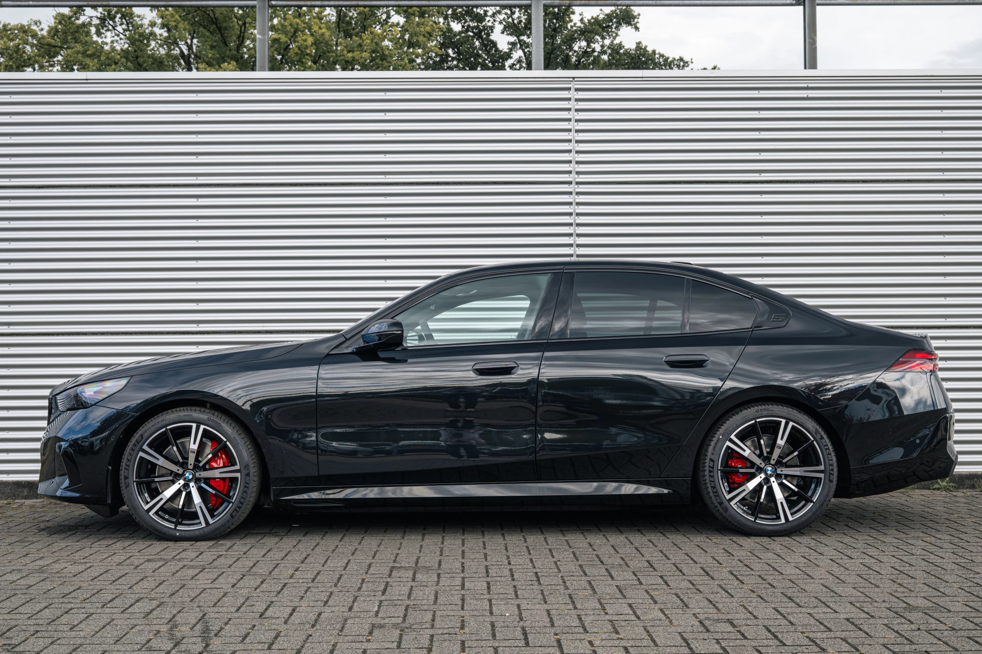 Hoofdafbeelding BMW i5