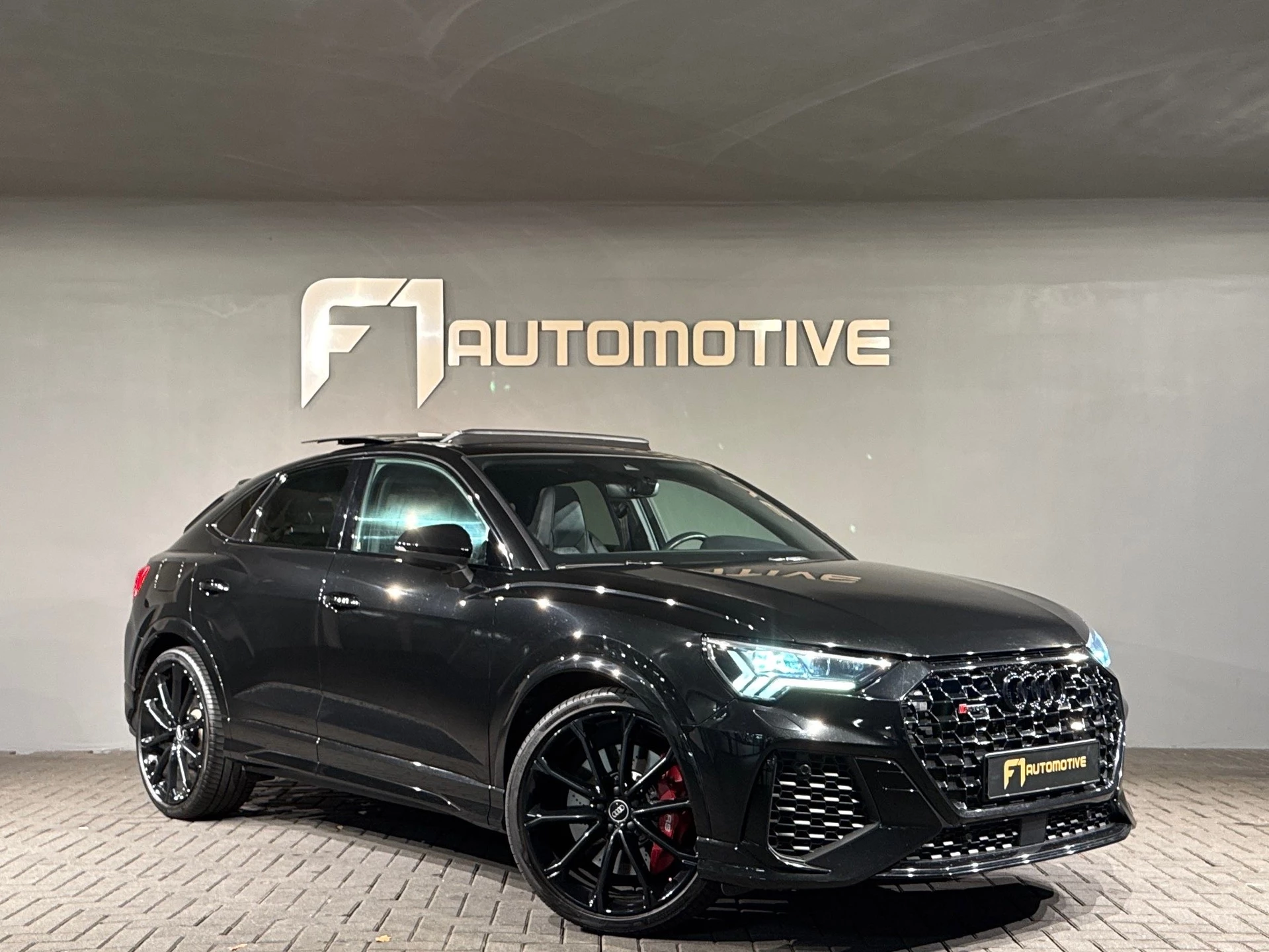 Hoofdafbeelding Audi RSQ3