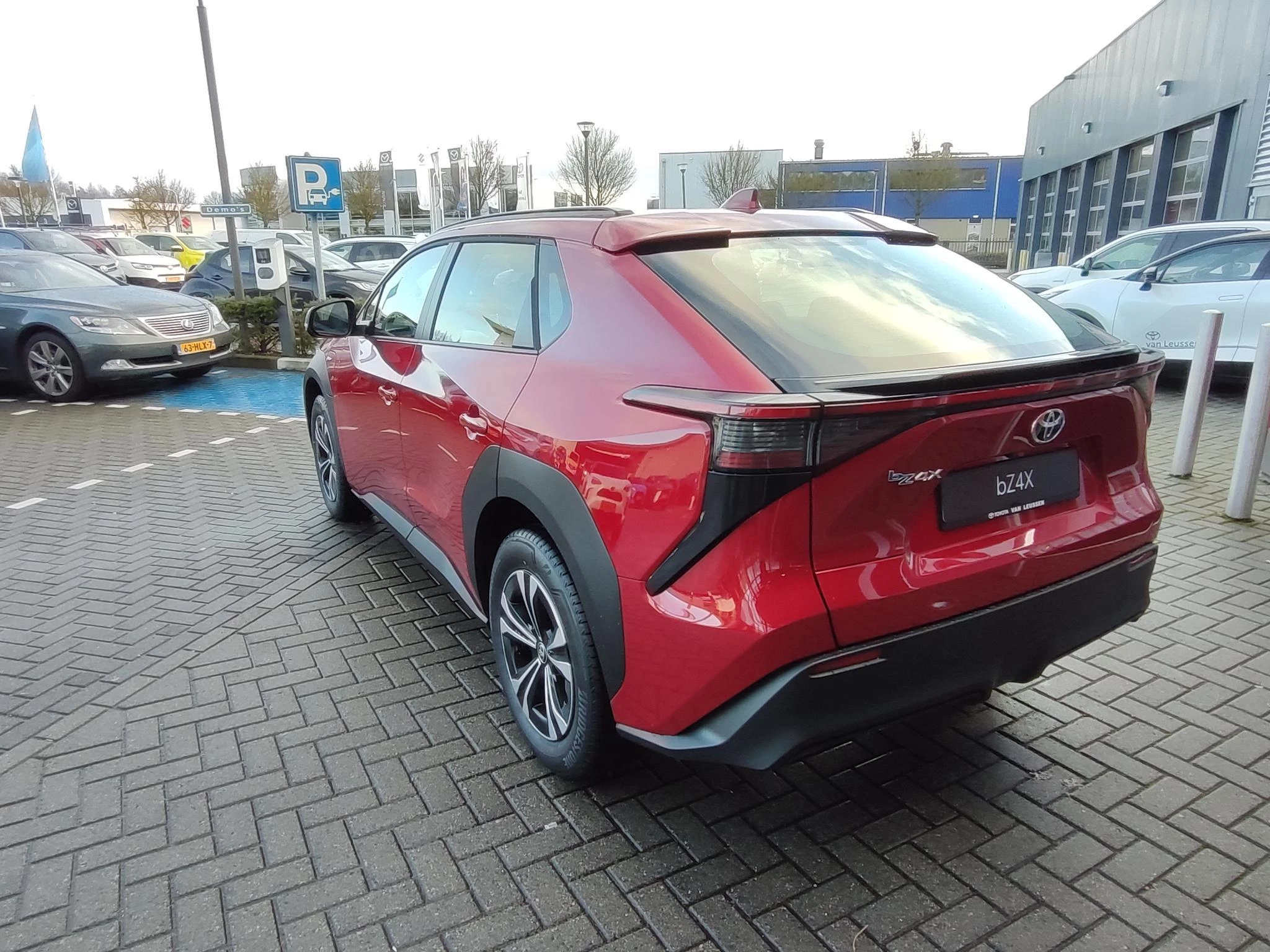 Hoofdafbeelding Toyota bZ4X