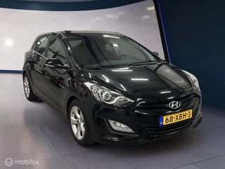 Hyundai i30 1.6 GDI i-Vision ✓Parks✓Navi✓Cruise✓Cam✓Dealeron