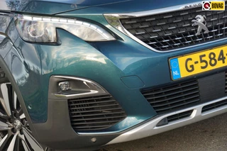 Peugeot 5008 1.2 PureTech 130pk GT-Line - Crystal Emerald - Panorama/Schuifdak - Stoelverwarming