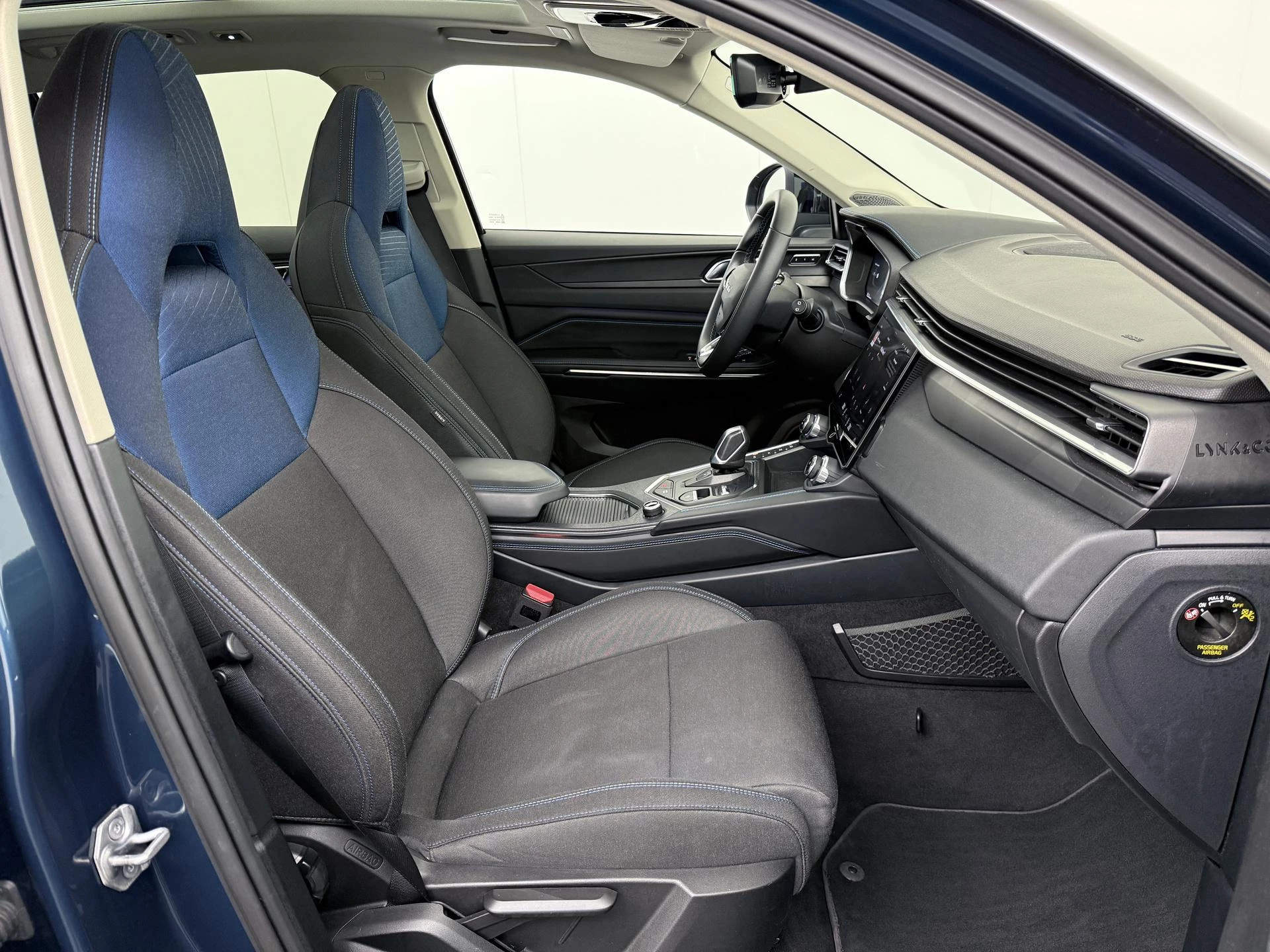 Hoofdafbeelding Lynk & Co 01