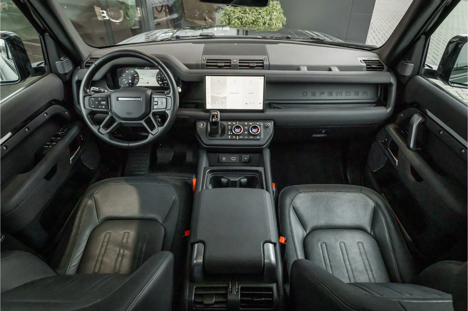 Hoofdafbeelding Land Rover Defender