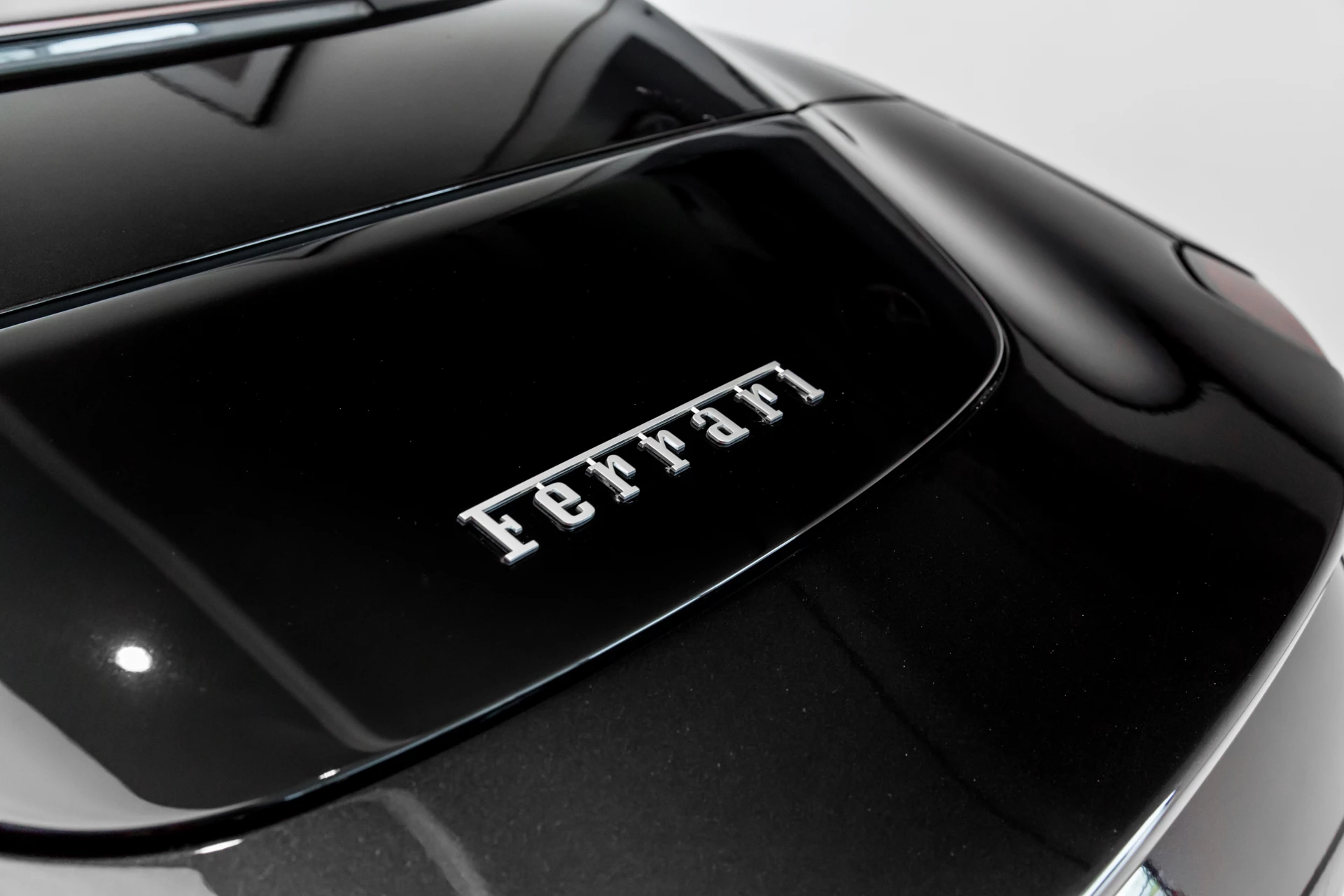 Hoofdafbeelding Ferrari Roma