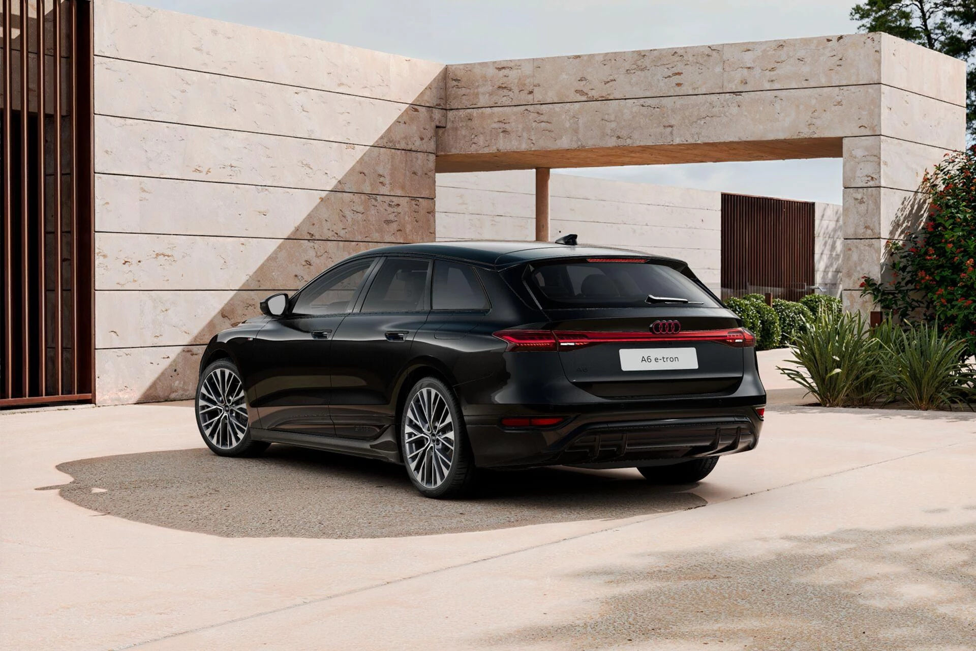 Hoofdafbeelding Audi A6 e-tron