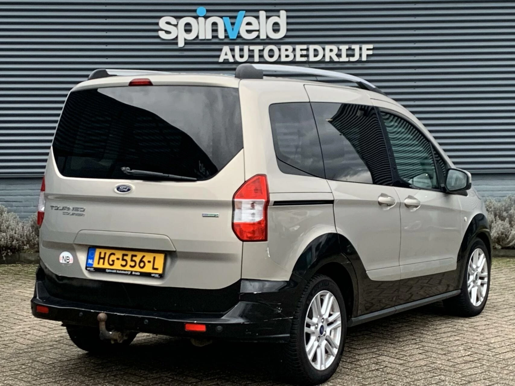 Hoofdafbeelding Ford Tourneo Courier