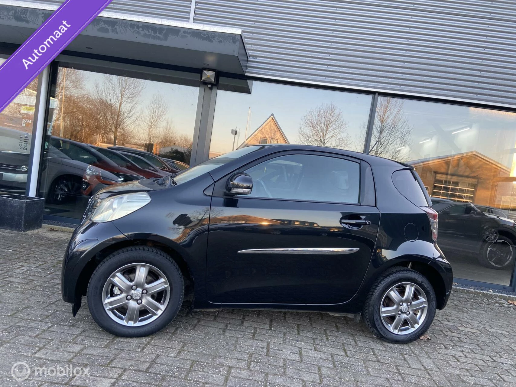 Hoofdafbeelding Toyota iQ