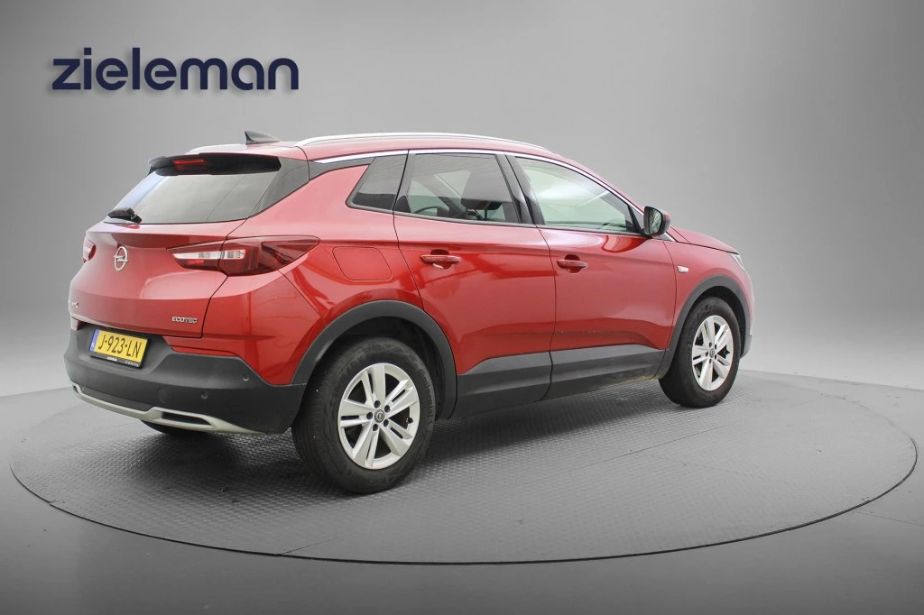 Hoofdafbeelding Opel Grandland X