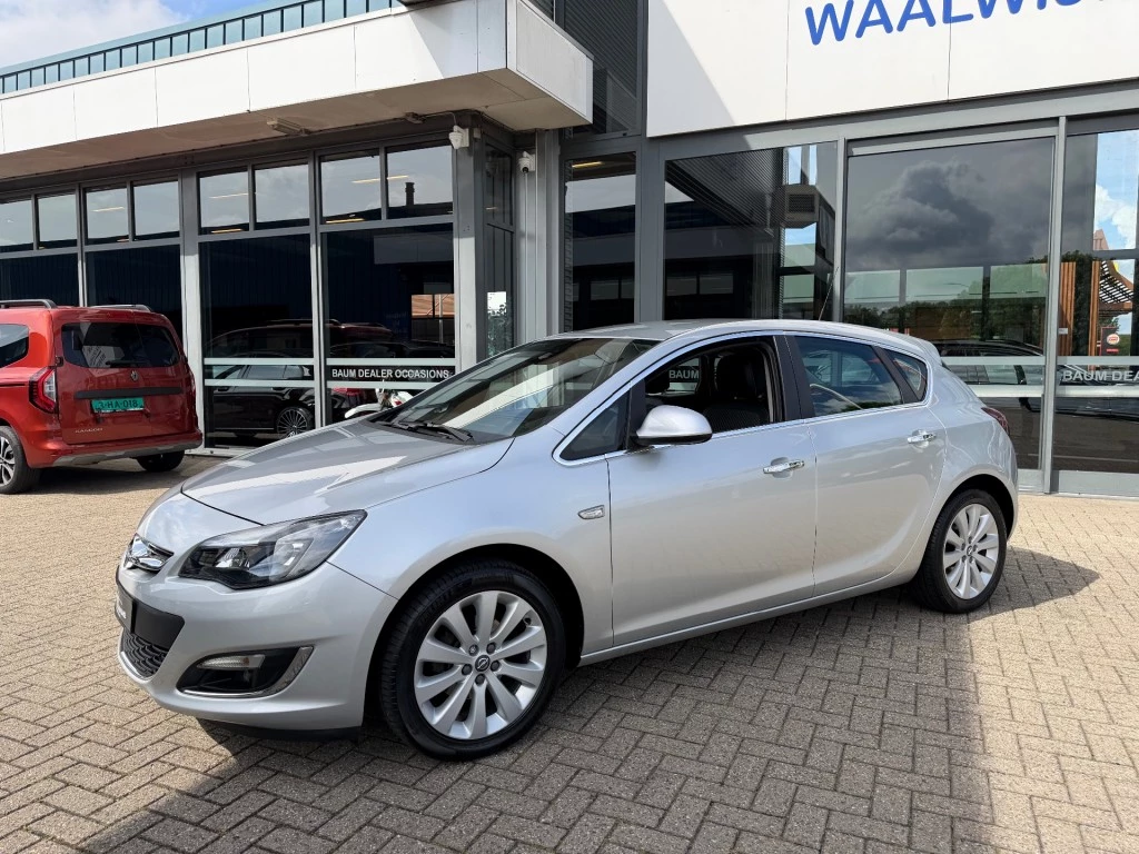 Hoofdafbeelding Opel Astra