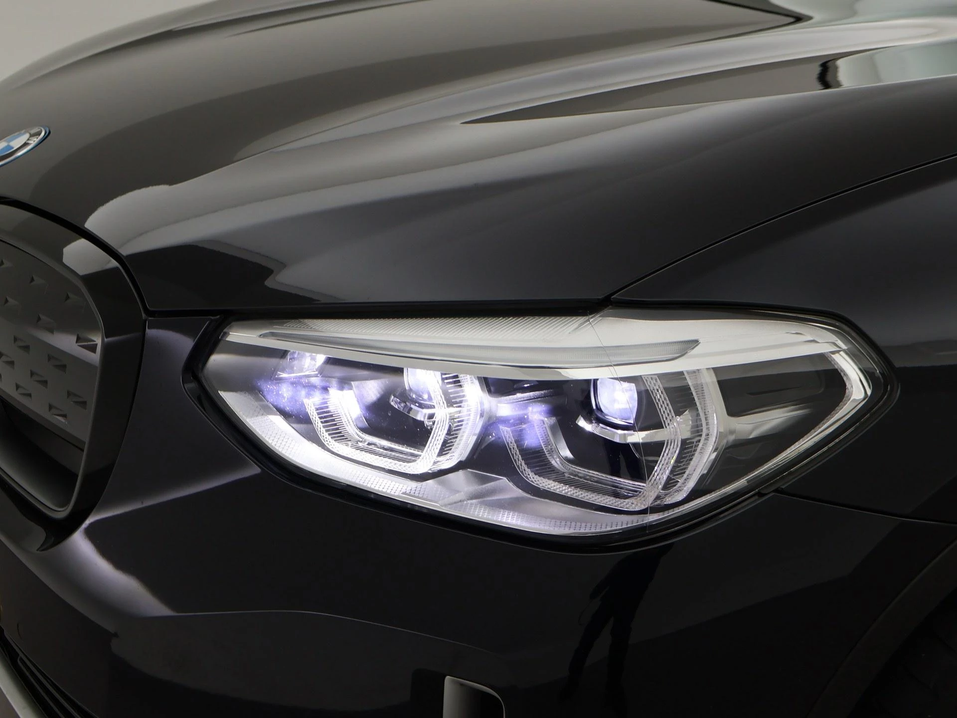 Hoofdafbeelding BMW iX3