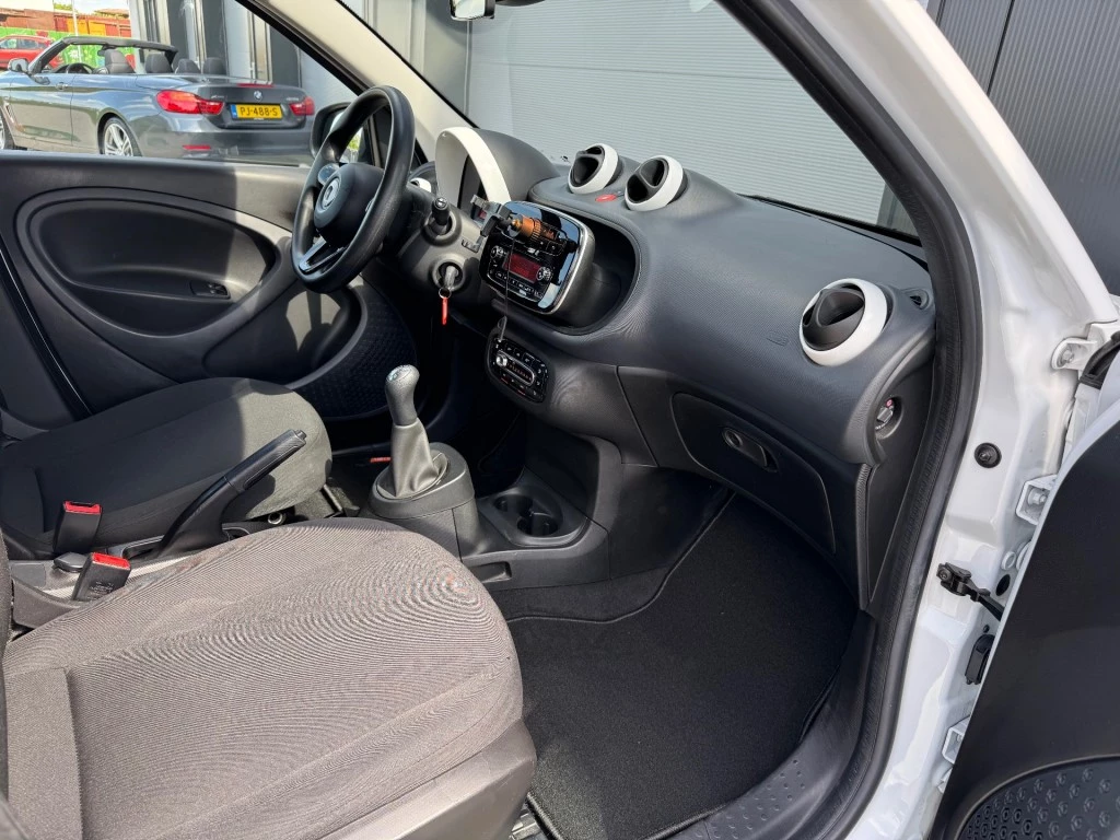 Hoofdafbeelding Smart Forfour