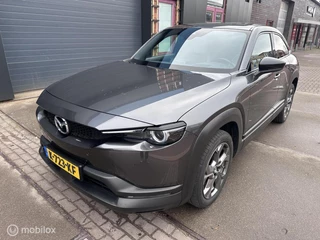 Hoofdafbeelding Mazda MX-30 Mazda MX-30 e-SkyActiv 145 First Edition SOH 94,3%