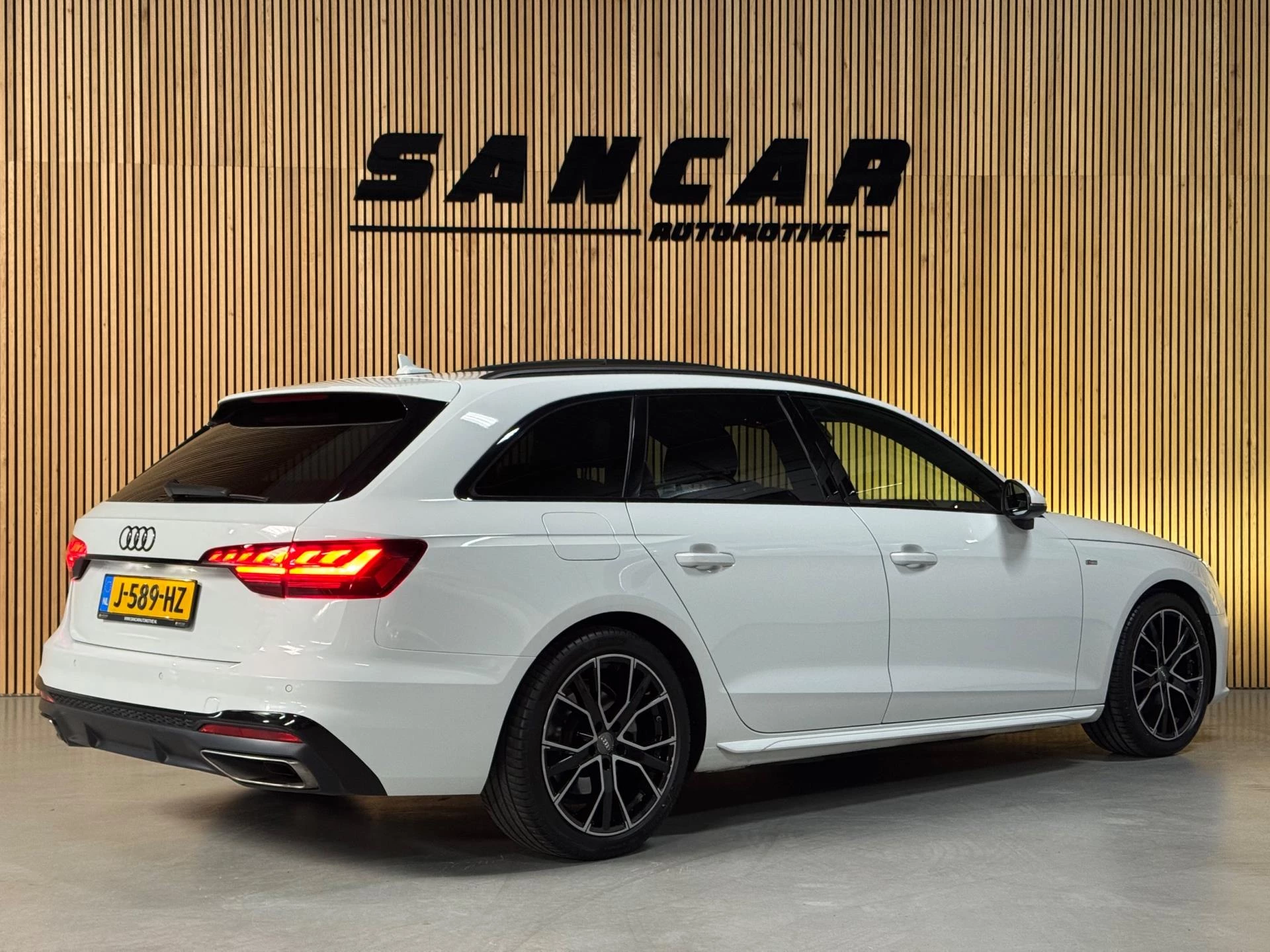 Hoofdafbeelding Audi A4