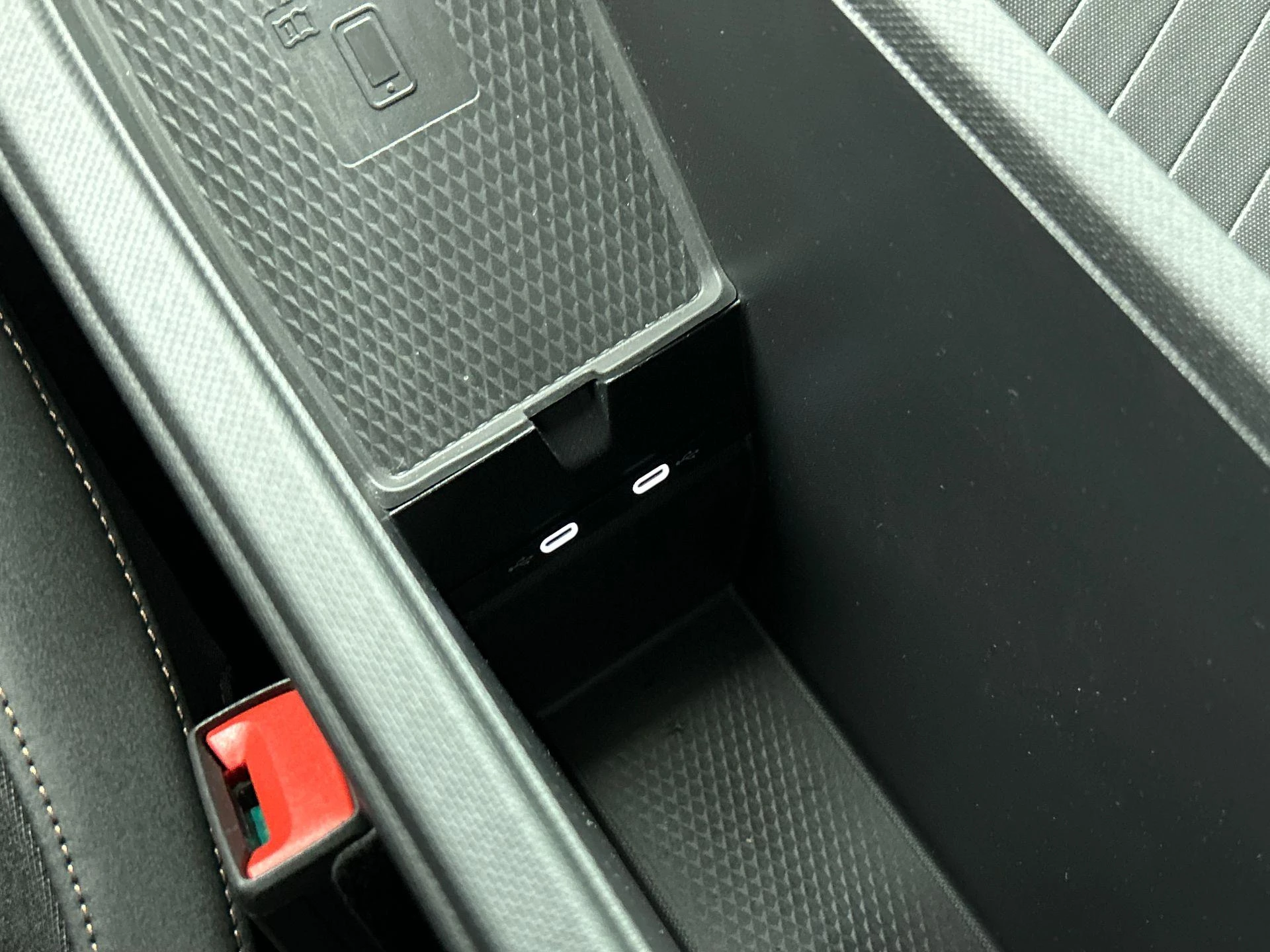 Hoofdafbeelding CUPRA Born