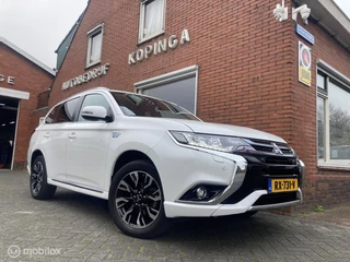 Mitsubishi Outlander 2.0 PHEV PREMIUM,