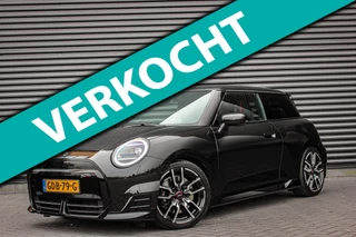 Mini Mini Cooper E John Cooper Works M 40.7 kWh / VERLAGINGSVEREN / INCL. BTW / PANO-DAK / LEDEREN BEKLEDING / 18'' WHEELS / FULL