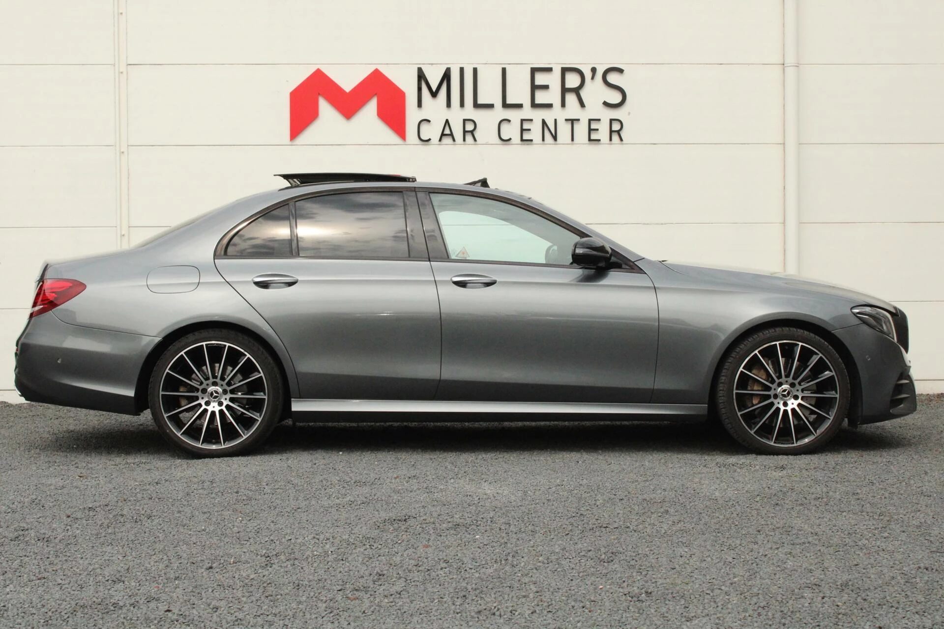 Hoofdafbeelding Mercedes-Benz E-Klasse
