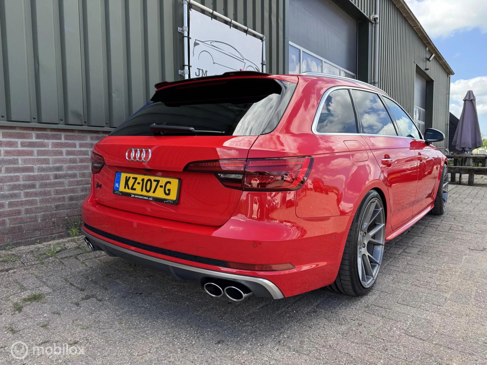 Hoofdafbeelding Audi S4