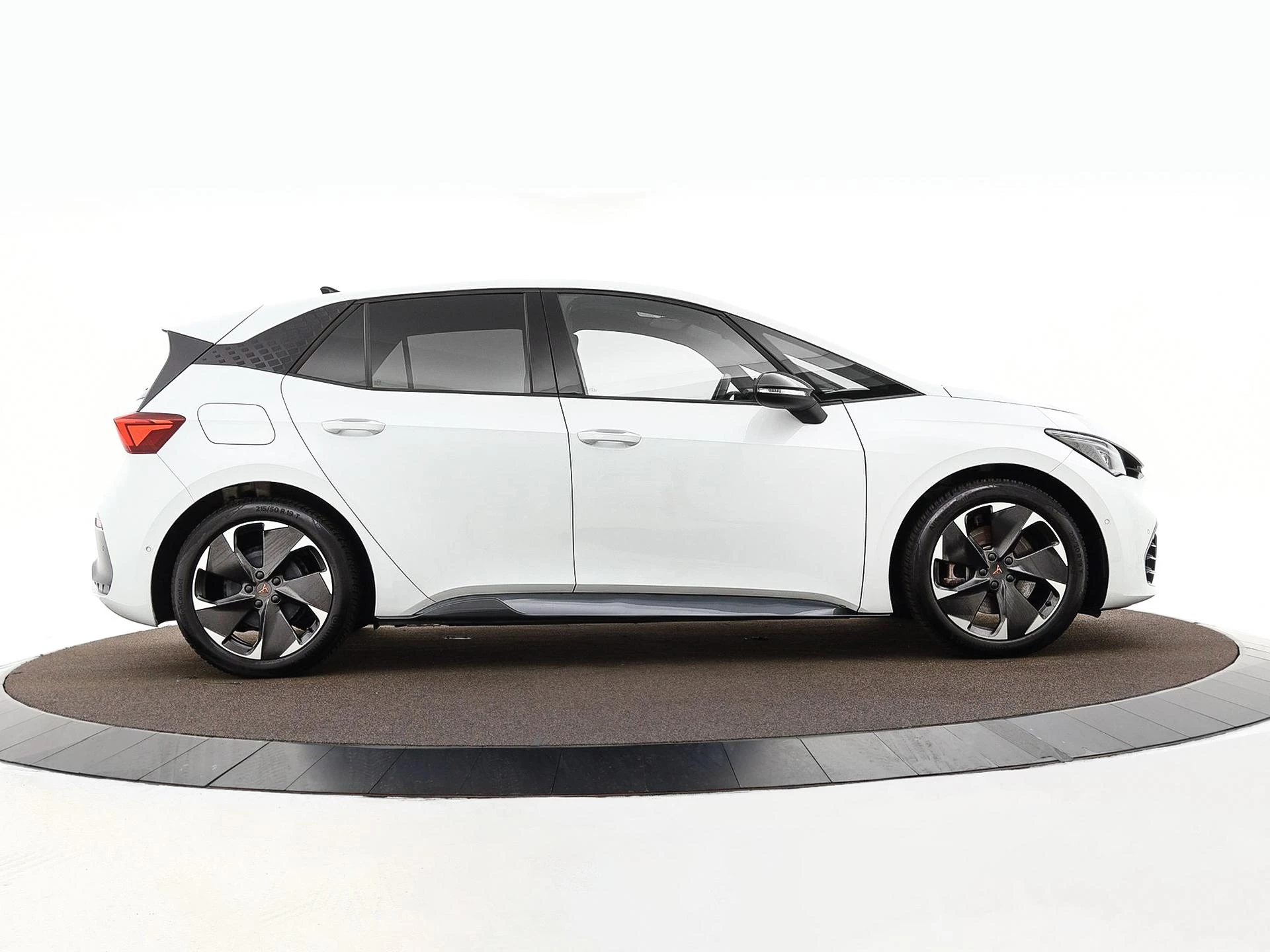 Hoofdafbeelding CUPRA Born