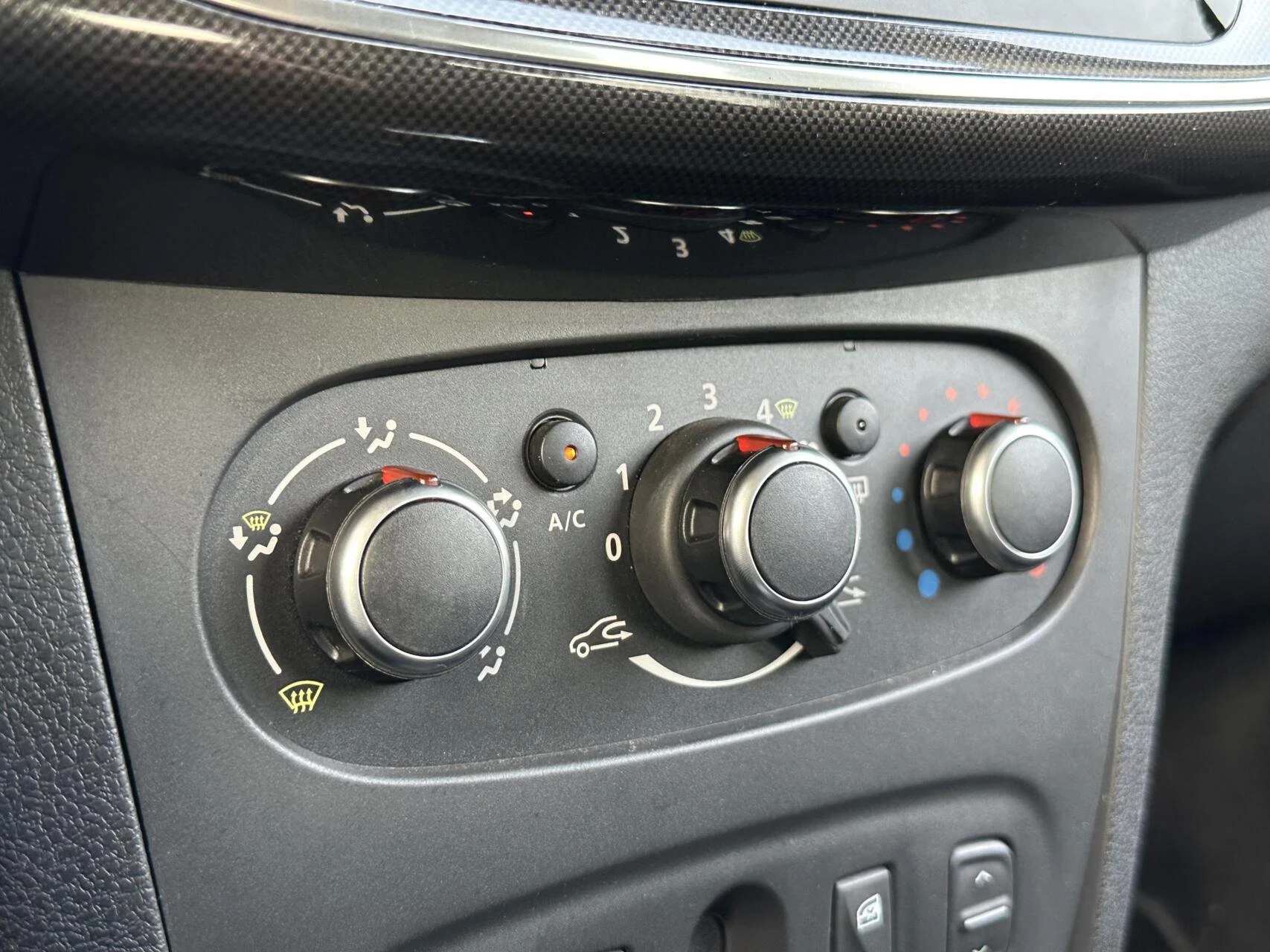 Hoofdafbeelding Dacia Logan