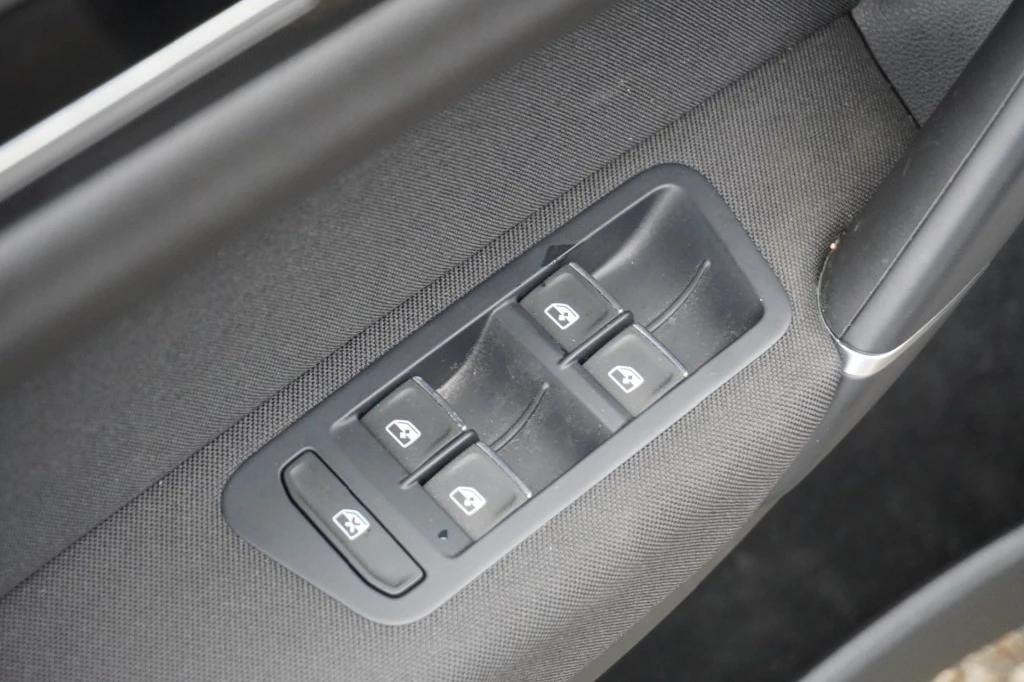 Hoofdafbeelding Volkswagen Golf Sportsvan