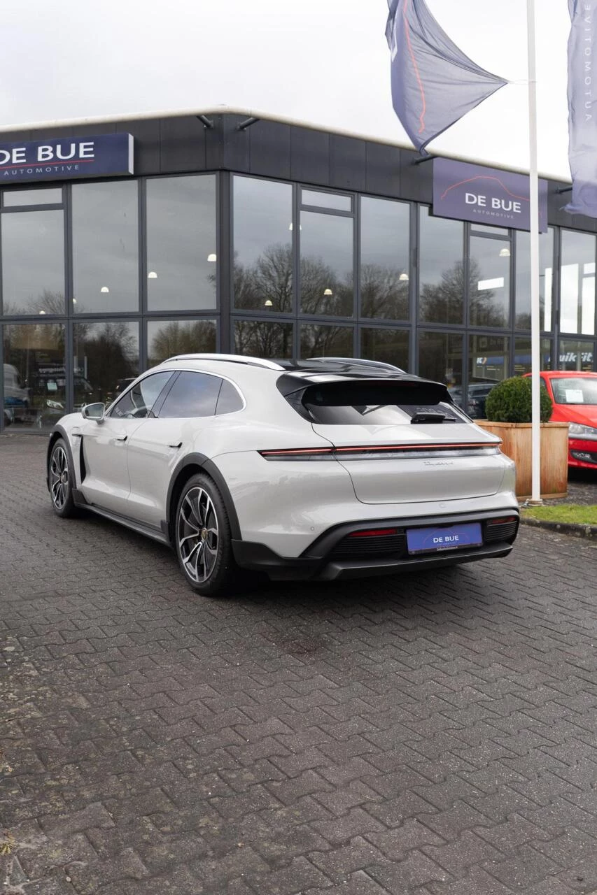 Hoofdafbeelding Porsche Taycan