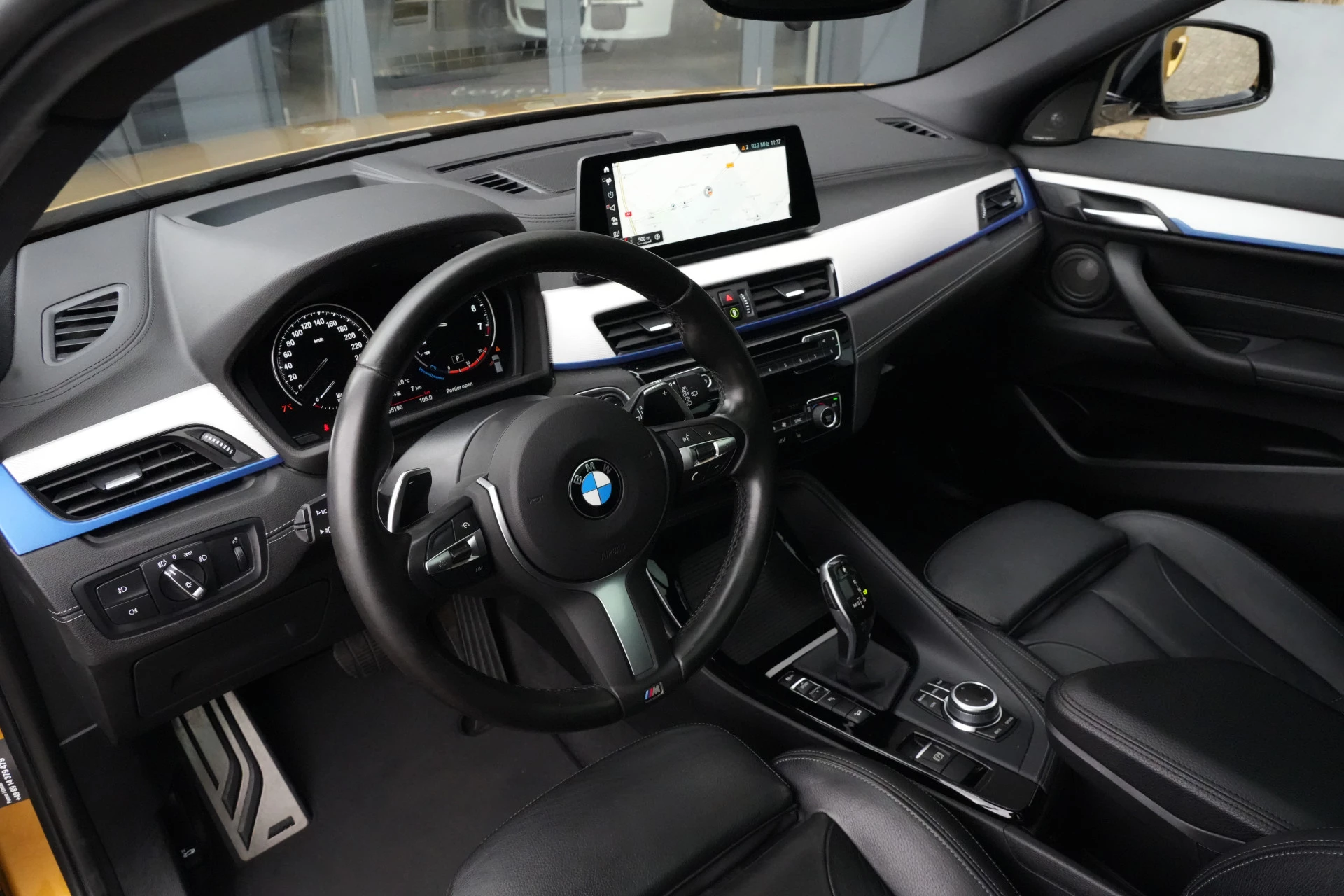 Hoofdafbeelding BMW X2