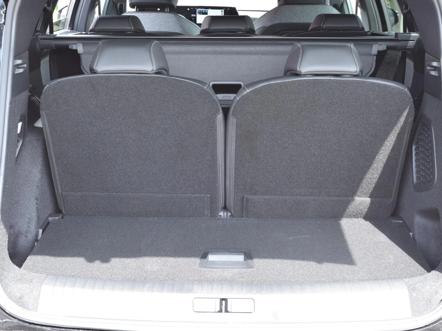 Hoofdafbeelding Peugeot e-5008