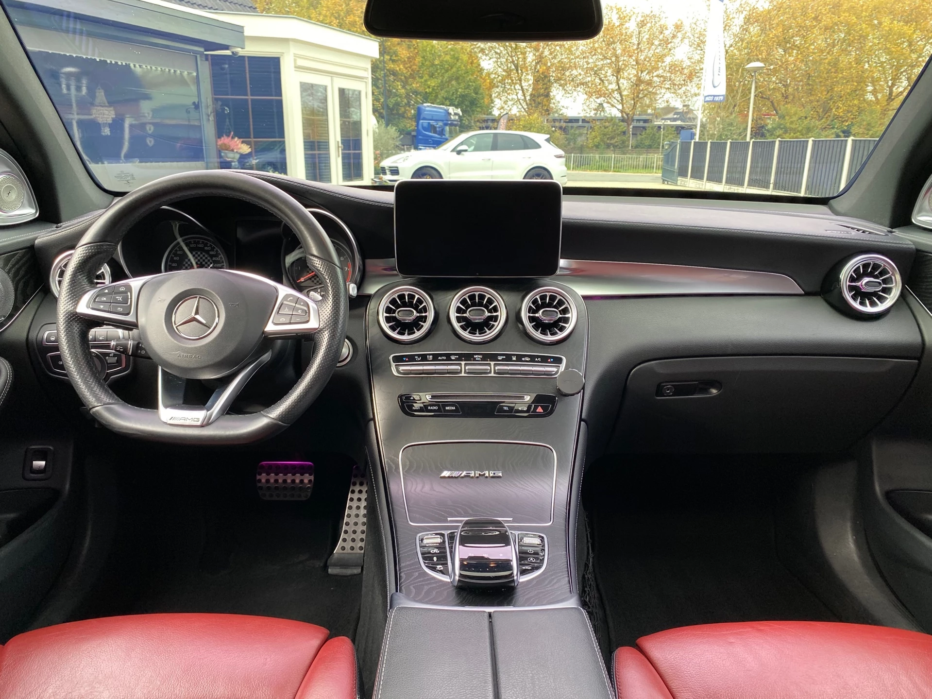 Hoofdafbeelding Mercedes-Benz GLC