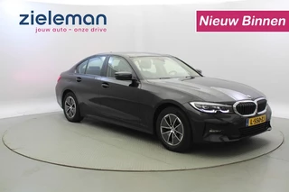 BMW 3 Serie 318I Sedan Business Edition Automaat - Carplay