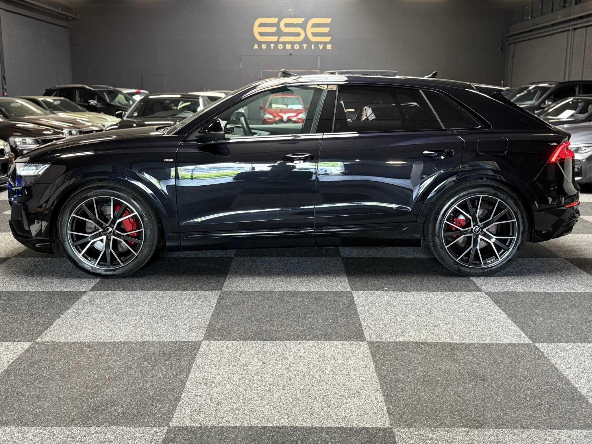 Hoofdafbeelding Audi Q8