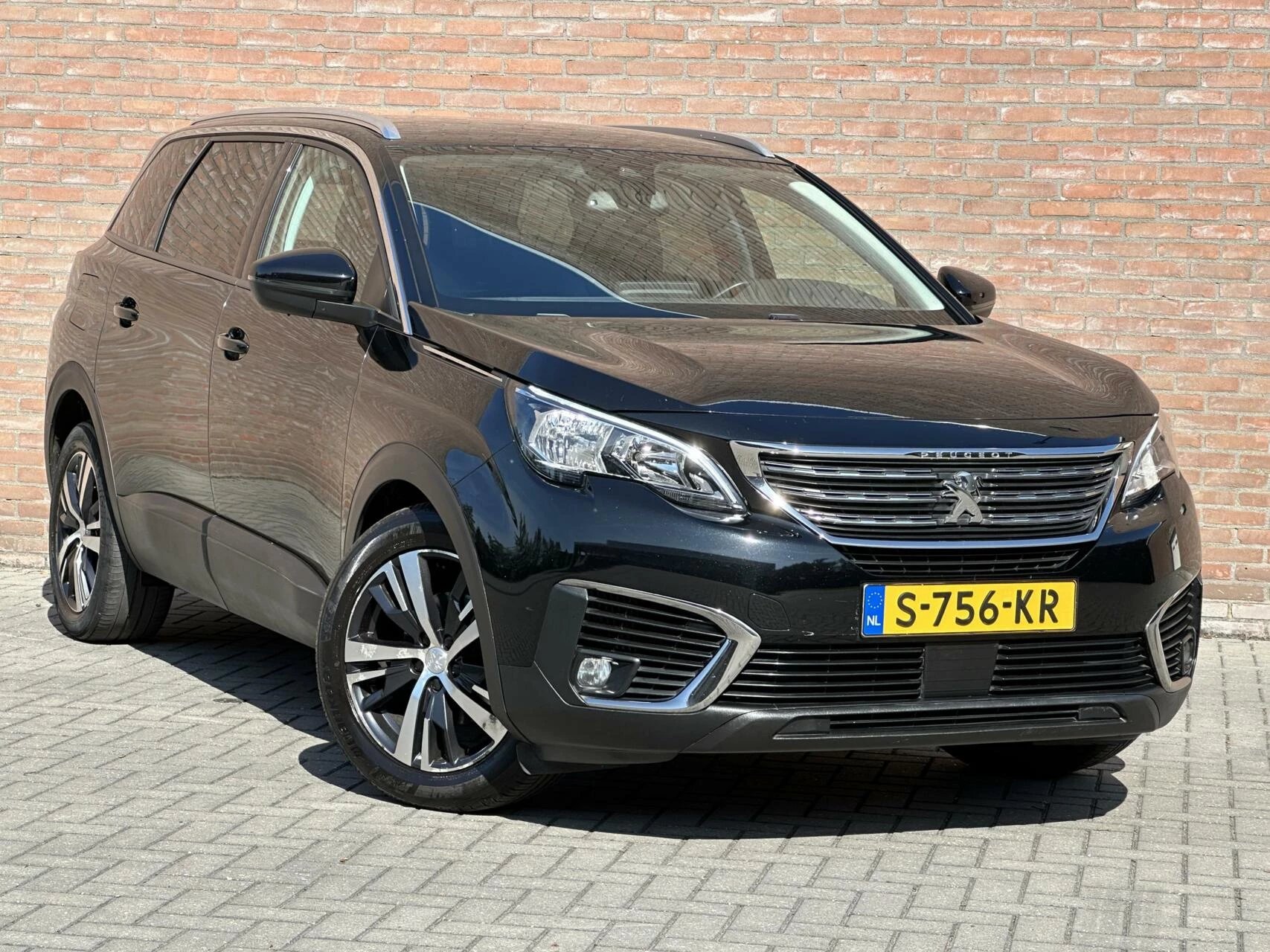 Hoofdafbeelding Peugeot 5008