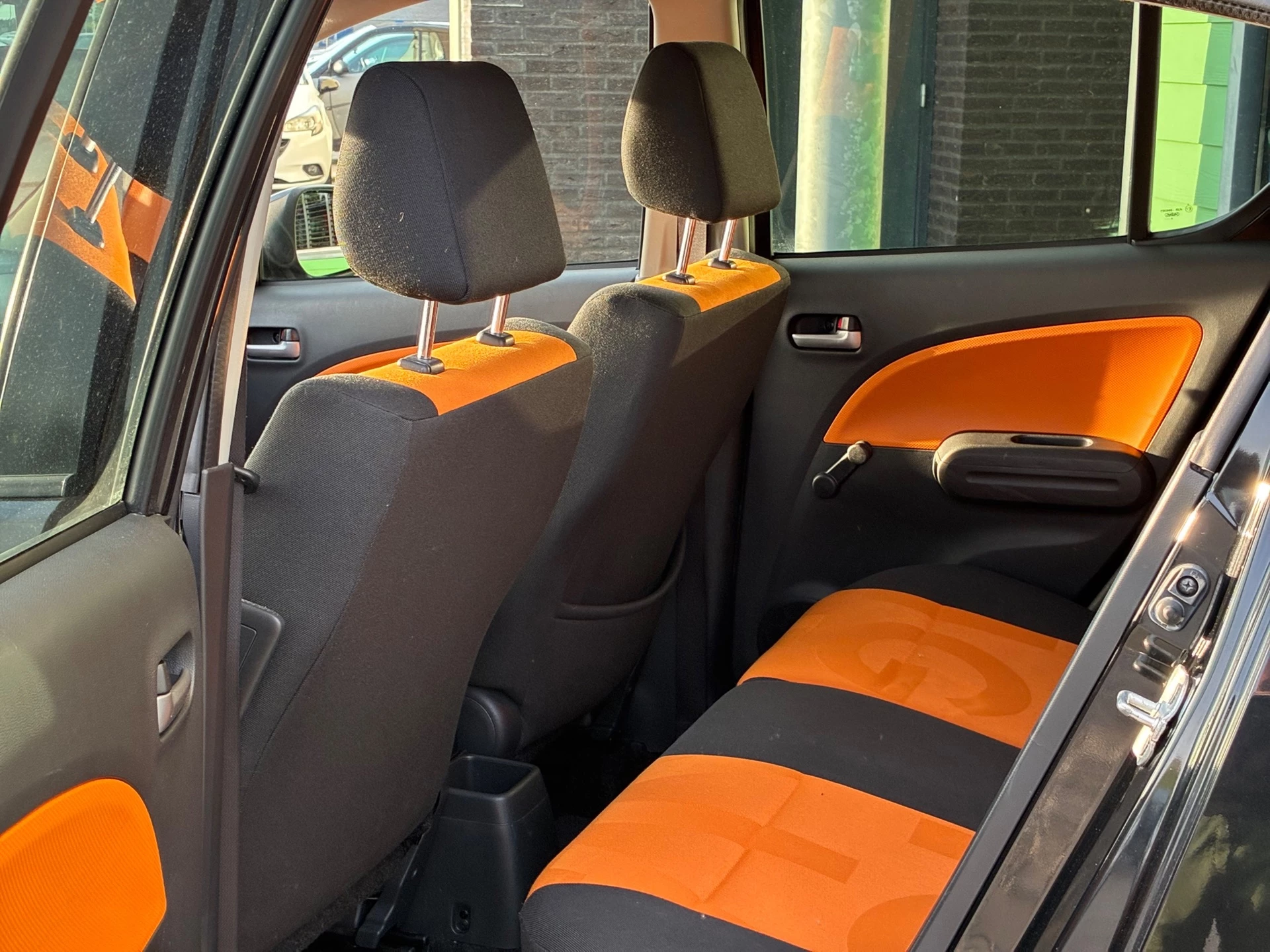 Hoofdafbeelding Opel Agila