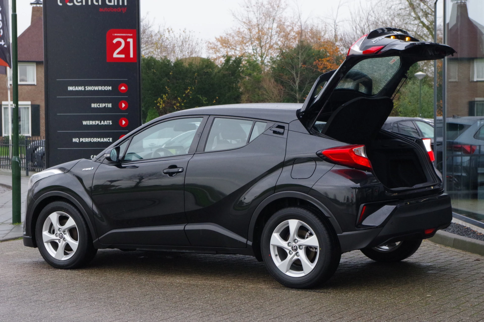 Hoofdafbeelding Toyota C-HR