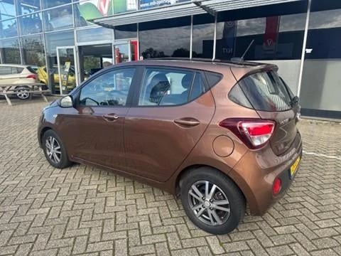 Hoofdafbeelding Hyundai i10