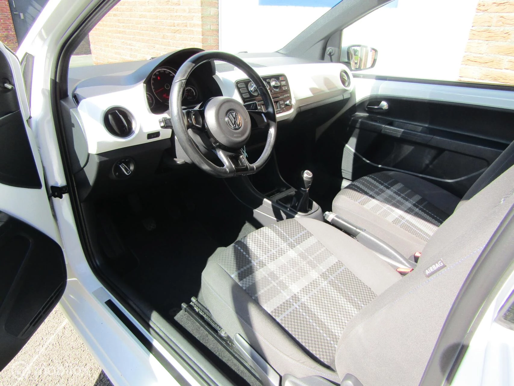 Hoofdafbeelding Volkswagen up!