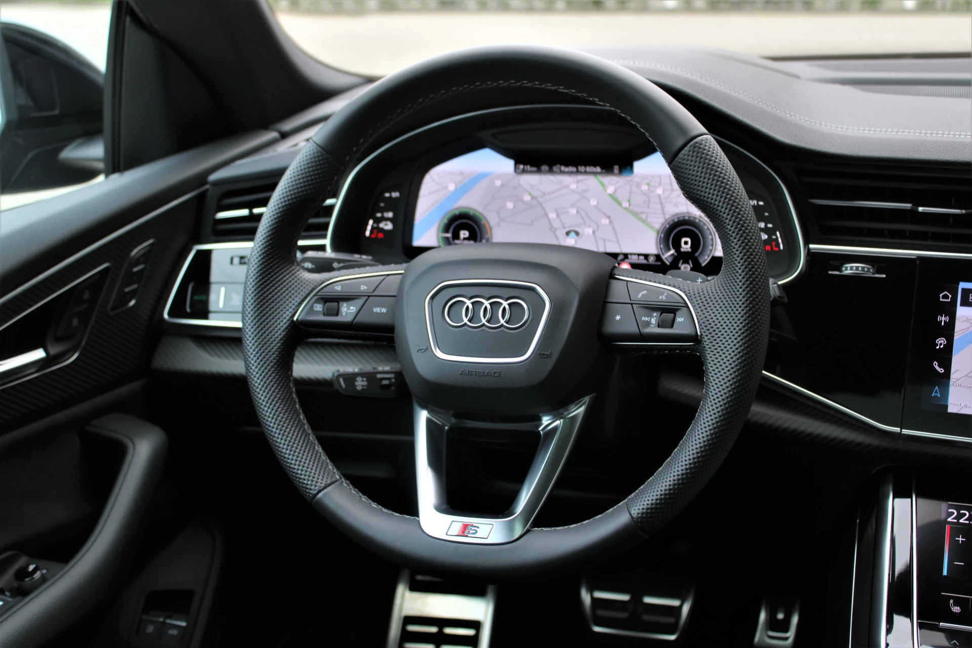 Hoofdafbeelding Audi Q8