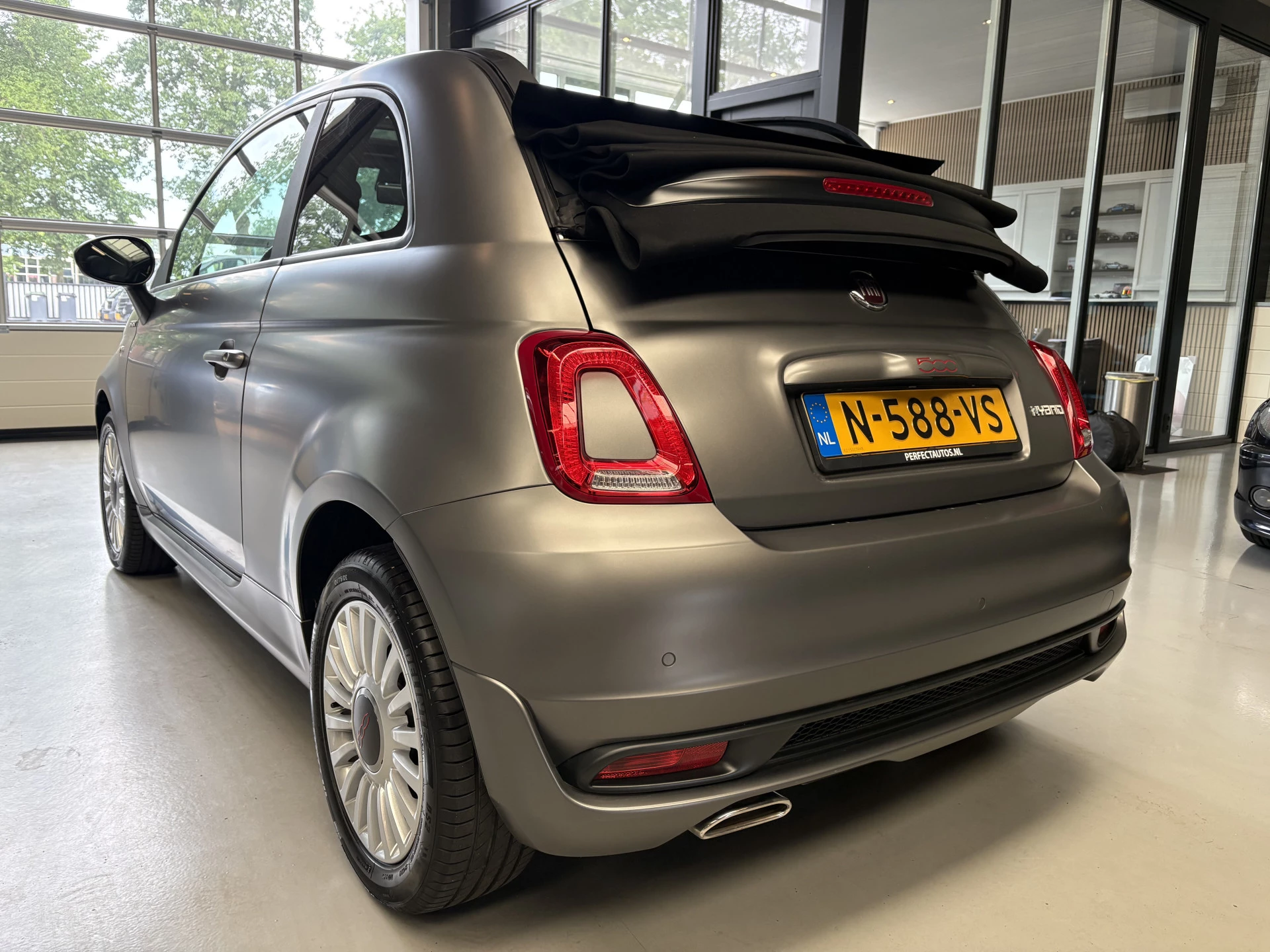 Hoofdafbeelding Fiat 500C