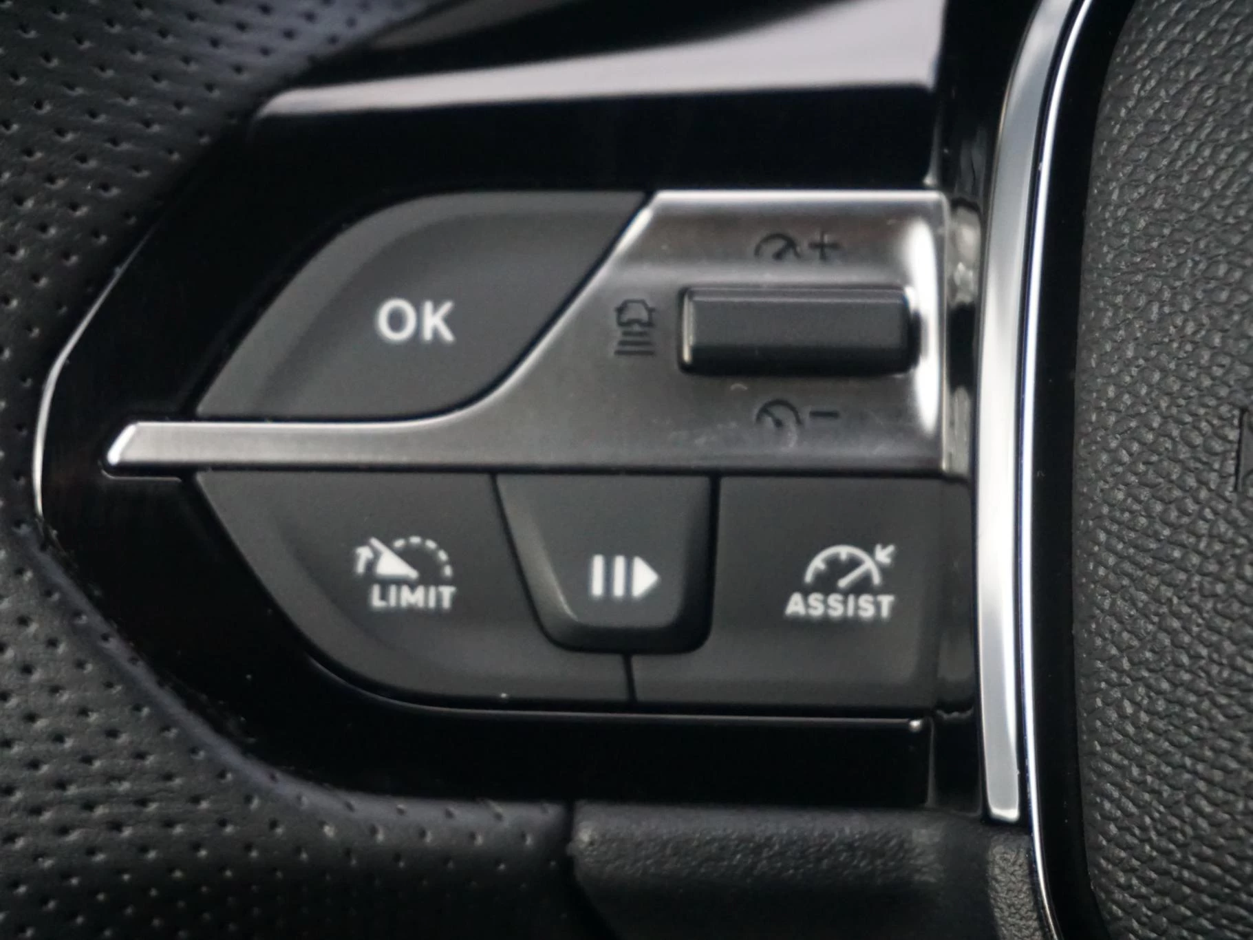 Hoofdafbeelding Peugeot 408