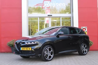 Alfa Romeo Tonale 1.3T PHEV 280PK SPRINT | LED MATRIX KOPLAMPEN | 19" INCH LICHTMETALEN VELGEN | ADAPTIVE CRUISE CONTROL | STOEL/STUUR VERWARMING | PARKEERSENSOREN VOOR + ACHTER | ACHTERUITRIJ CAMERA | DRAADLOZE APPLE CARPLAY/ANDROID AUTO | NAVIGATIE | CLIMATE CONTROL | DRAADLOZE TELEFOONLADER |