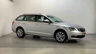 Skoda Octavia Combi 1.5 TSI 150pk DSG Greentech Business Edition Navigatie DAB+ App-Connect Parkeersensoren