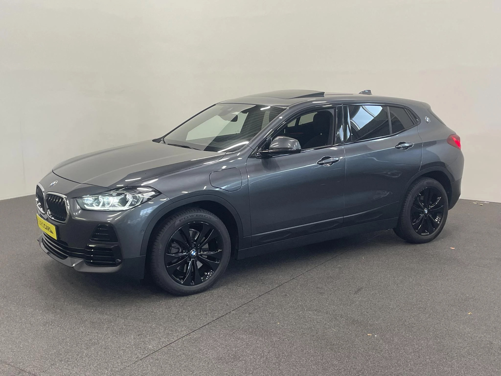 Hoofdafbeelding BMW X2