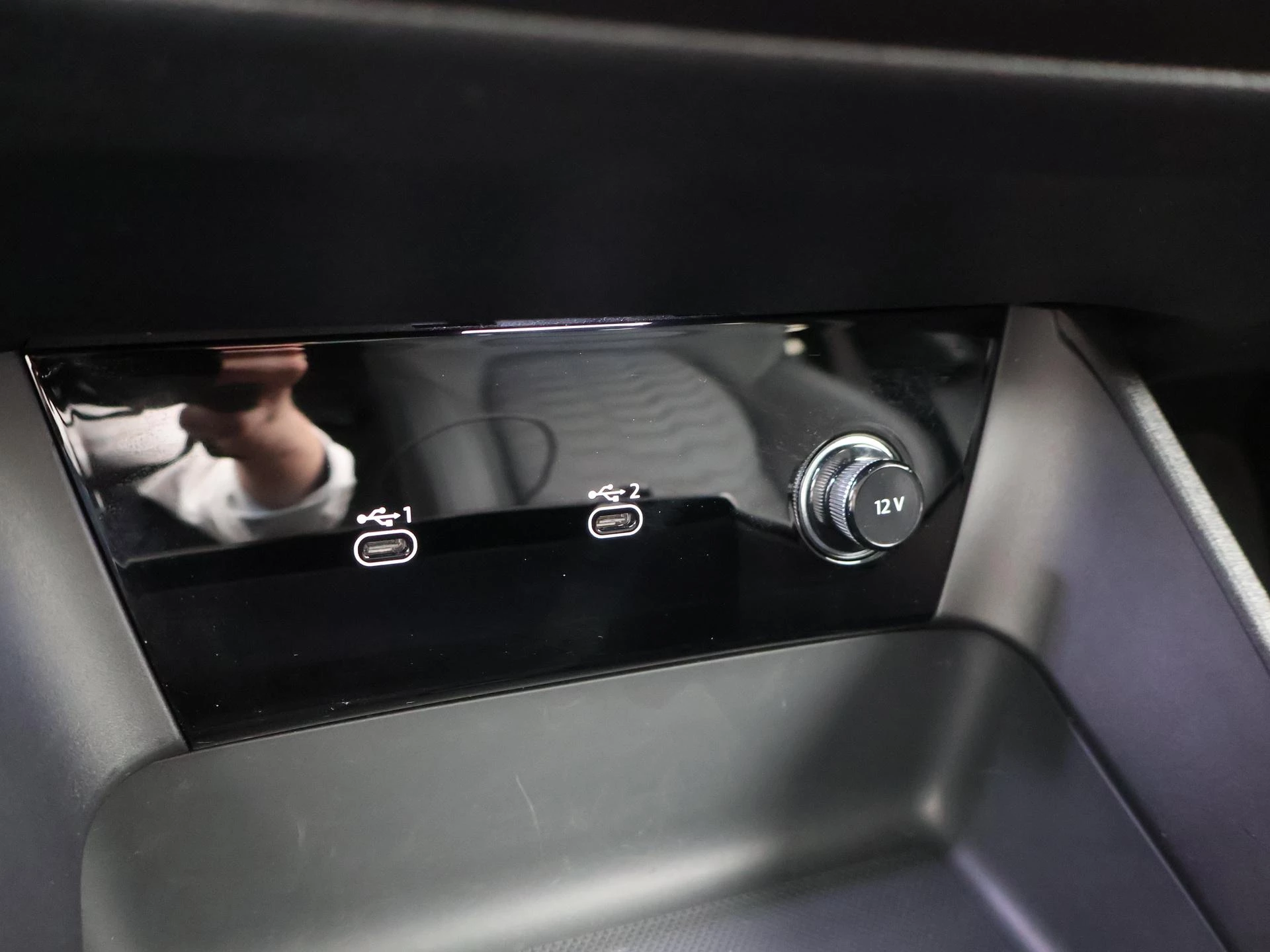 Hoofdafbeelding Audi A6 Avant e-tron