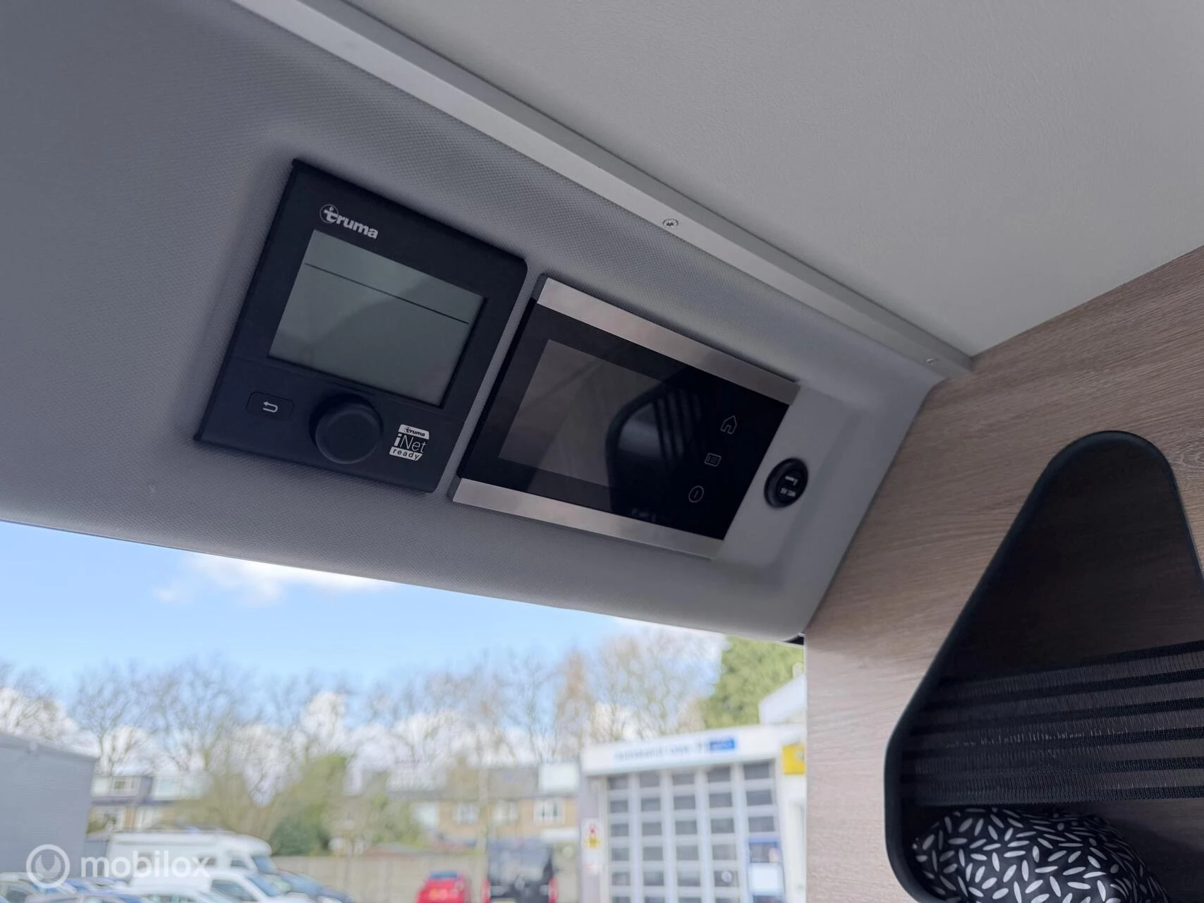 Hoofdafbeelding Knaus TGE 3.180