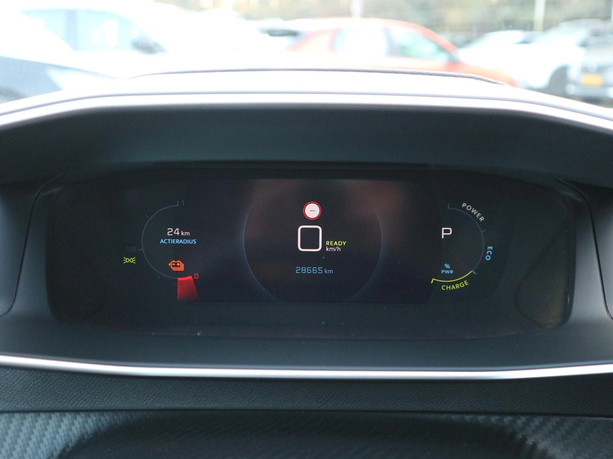 Hoofdafbeelding Peugeot e-2008