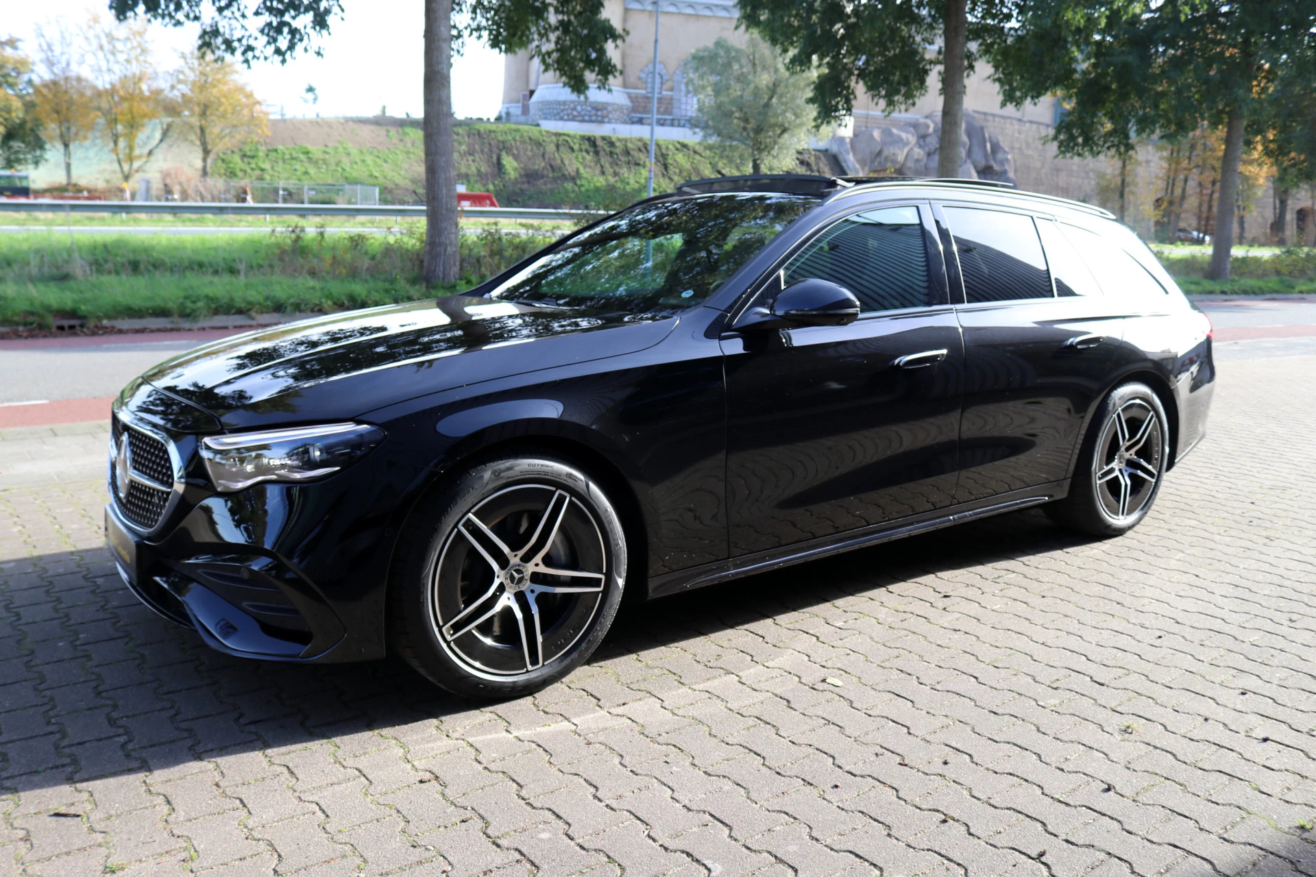 Hoofdafbeelding Mercedes-Benz E-Klasse