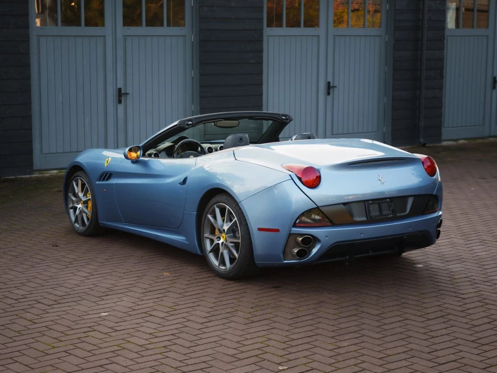 Hoofdafbeelding Ferrari California